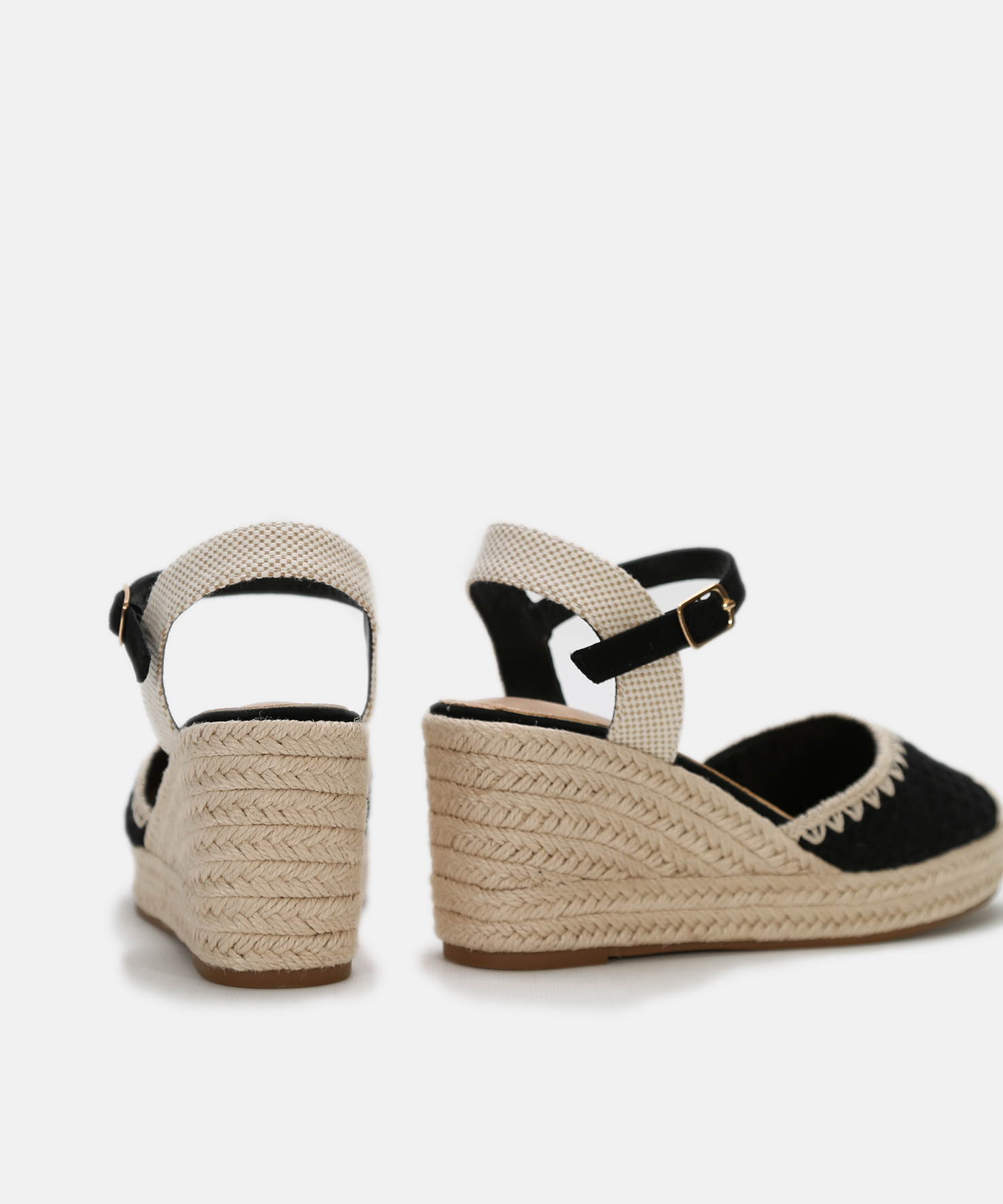 Cunhas de esparto bordadas image number null